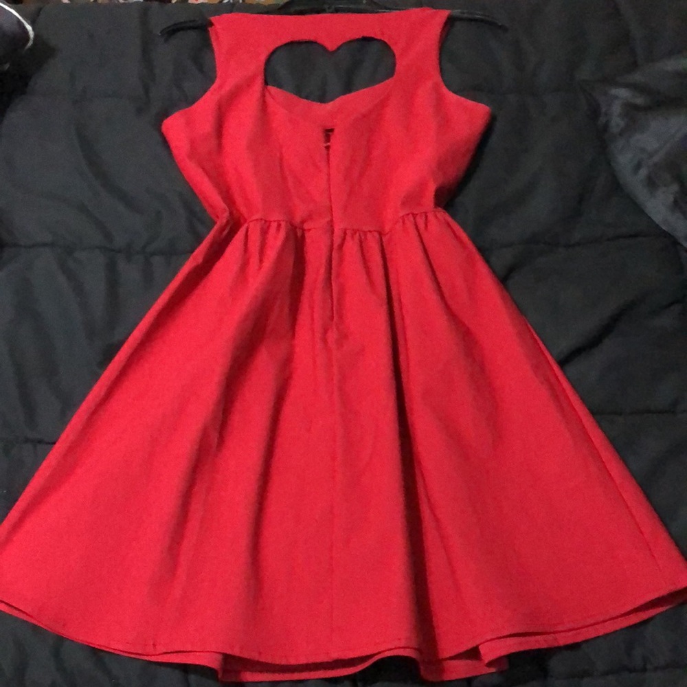 Cute red dress! - Picture 3 of 6